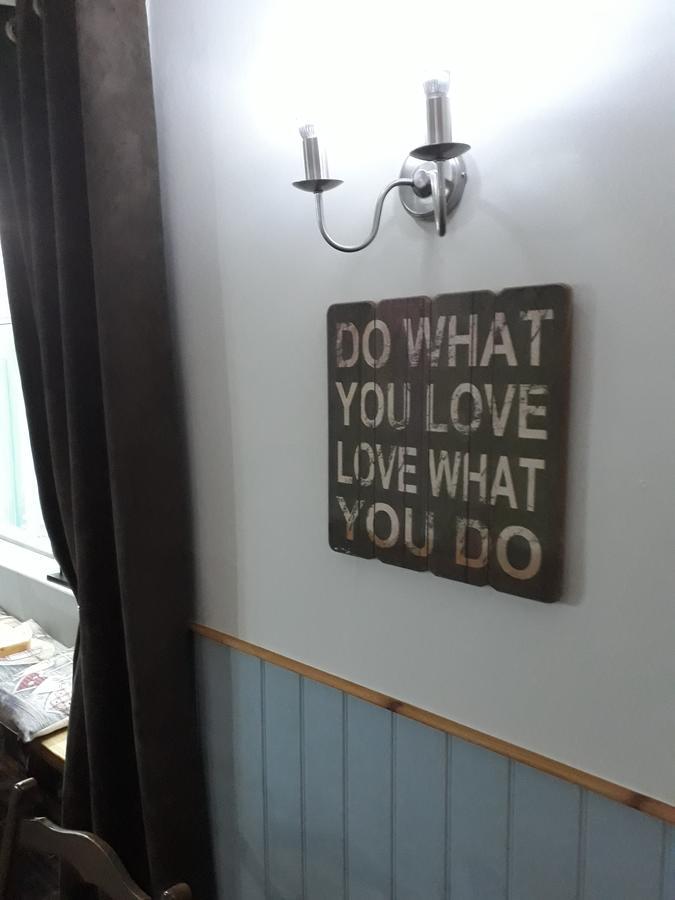 Ben Lawers Hotel エクステリア 写真